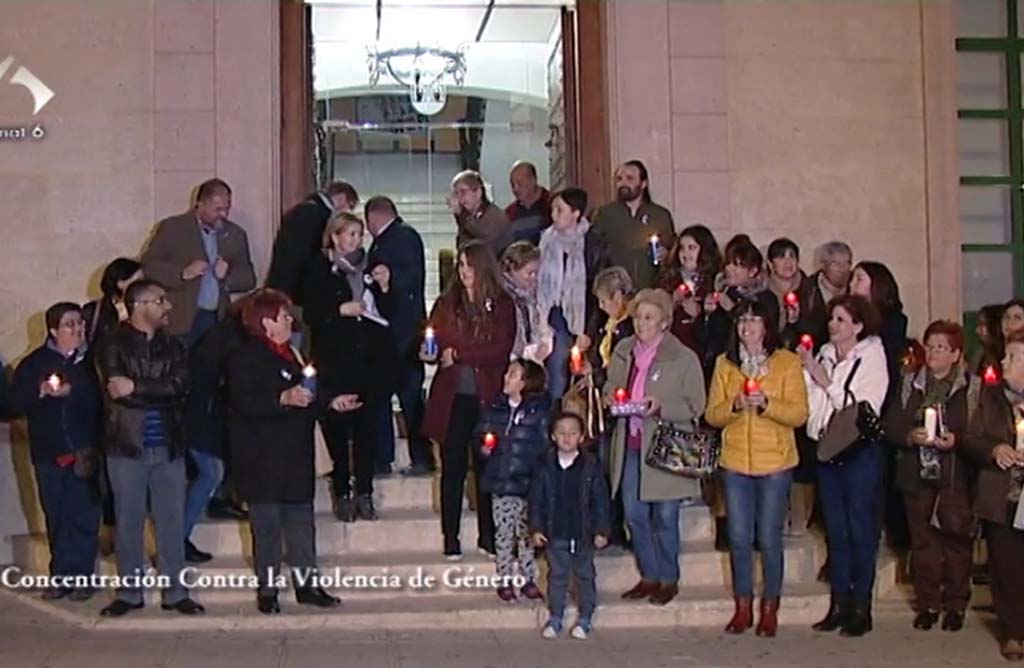 La Delegación del Gobierno multa a la concejal Lali Moreno por la marcha contra la Violencia de Género